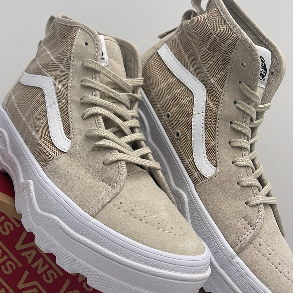 Vans WMNS Sentry Sk8-Hi Plaid French Oak
VN0A5KY5BLL Sneakers - Picture 6 of 16